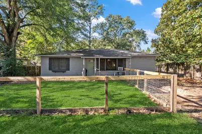 412 Dunnam Avenue, Cleveland, TX 77327 - Photo 1