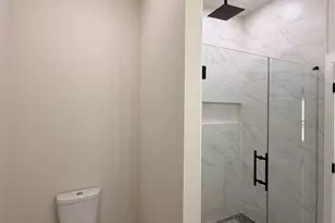 10710 Chadwick St, Houston, TX 77029 - Photo 8