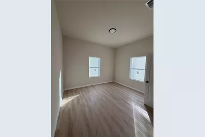 10710 Chadwick Street, Houston, TX 77029 - Photo 4