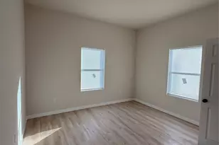 10710 Chadwick St, Houston, TX 77029 - Photo 4