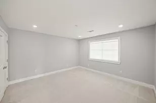 9334 Briar Forest Dr, Houston, TX 77063 - Photo 14