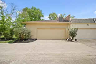 9334 Briar Forest Dr, Houston, TX 77063 - Photo 20
