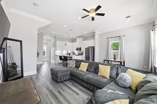 9320 Coffee St, Houston, TX 77033 - Photo 8