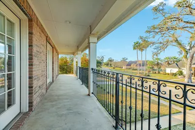 204 Arrowhead Drive, Lake Jackson, TX 77566 - Photo 30