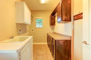 7803 Courtney Manor Ln, Katy, TX 77494 - Photo 38