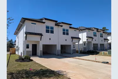 2031 Longmire Villas Court, Conroe, TX 77304 - Photo 1