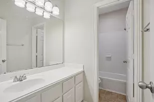 1314 Ravenel Ln, Sugar Land, TX 77479 - Photo 18