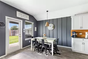 500 San Marcos Trl, Dayton, TX 77535 - Photo 14