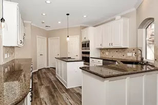 6 Thornbush Pl, The Woodlands, TX 77381 - Photo 8