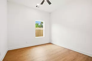 7841 Sunnyhill St, Houston, TX 77088 - Photo 1