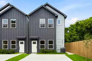 7841 Sunnyhill St, Houston, TX 77088 - Photo 1