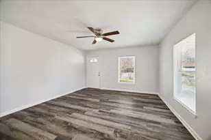 705 Westshire Dr, Houston, TX 77013 - Photo 4