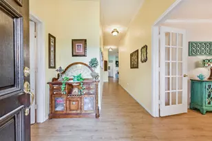 1010 Hyland Ln, League City, TX 77573 - Photo 4