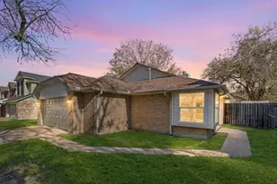 13838 Dentwood Dr, Houston, TX 77014 - Photo 2