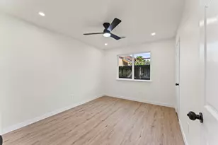 13838 Dentwood Dr, Houston, TX 77014 - Photo 28