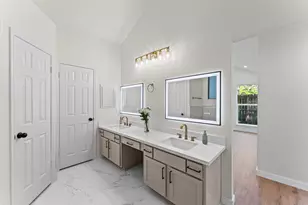 13838 Dentwood Dr, Houston, TX 77014 - Photo 20