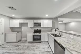 12014 Ryewater Dr, Houston, TX 77089 - Photo 6