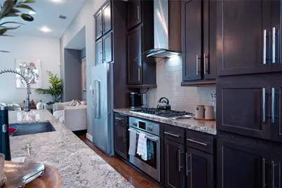 2826 Clay Street, Houston, TX 77003 - Photo 2