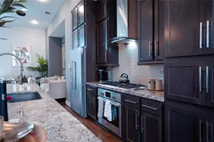 2826 Clay St, Houston, TX 77003 - Photo 2