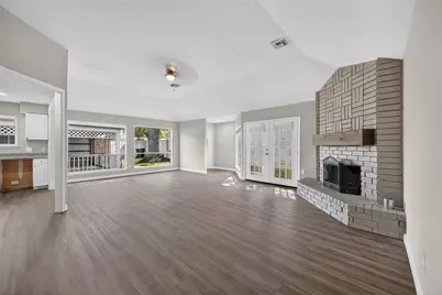 16122 Glen Mar Drive, Houston, TX 77082 - Photo 12