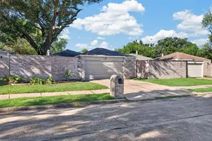 16122 Glen Mar Dr, Houston, TX 77082 - Photo 2