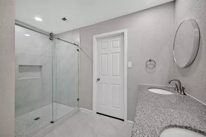 16122 Glen Mar Drive, Houston, TX 77082 - Photo 28