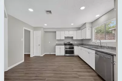 16122 Glen Mar Drive, Houston, TX 77082 - Photo 10
