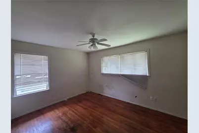 10118 Lafferty Oaks Street, Houston, TX 77013 - Photo 12