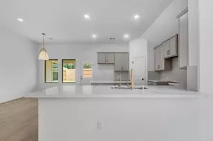 24338 Ponds Crk Ct, Magnolia, TX 77355 - Photo 2