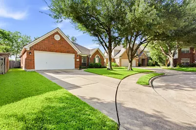 15627 Oakworth Court, Sugar Land, TX 77498 - Photo 2