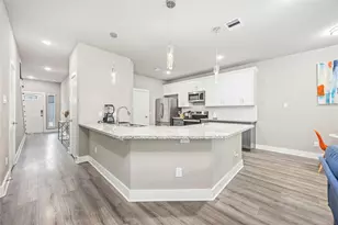 5023 Mallow St, Houston, TX 77033 - Photo 6