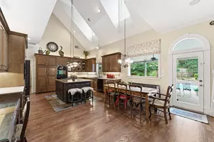 147 N Taylor Point Dr, Spring, TX 77382 - Photo 18