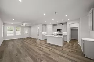 15218 Black Scoter Ct, Magnolia, TX 77354 - Photo 4