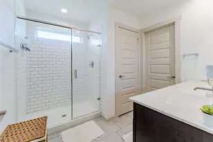 28902 Yachting Point Ln, Katy, TX 77494 - Photo 6