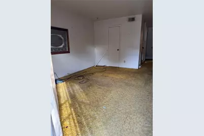 7815 Grove Ridge Drive, Houston, TX 77061 - Photo 18