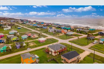 702 Surf Drive, Surfside Beach, TX 77541 - Photo 48