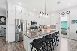 16710 Cabeza De Vaca, Jamaica Beach, TX 77554 - Photo 4