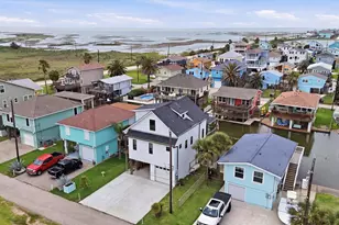 16710 Cabeza De Vaca, Jamaica Beach, TX 77554 - Photo 38