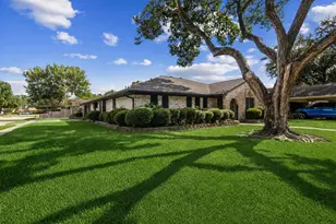 201 E Temperance Ln, Deer Park, TX 77536 - Photo 2