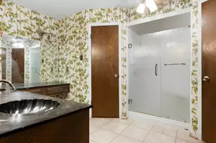 201 E Temperance Ln, Deer Park, TX 77536 - Photo 18