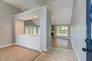 13215 Bunker Hill Dr, Willis, TX 77318 - Photo 6
