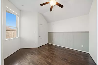 217 Brookwood Park Lane, Dickinson, TX 77539 - Photo 8
