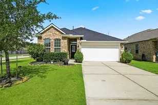 217 Brookwood Park Ln, Dickinson, TX 77539 - Photo 1