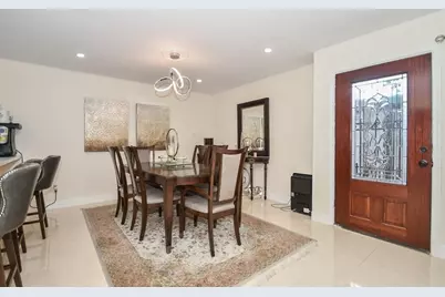 6304 Riverview Way, Houston, TX 77057 - Photo 6