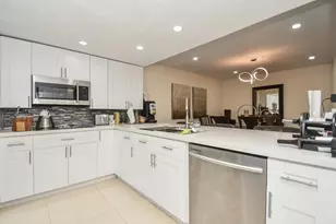 6304 Riverview Way, Houston, TX 77057 - Photo 4