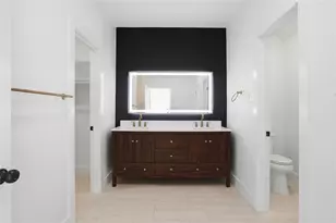 532 N Super St, Houston, TX 77011 - Photo 14