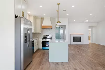 532 N Super Street, Houston, TX 77011 - Photo 8