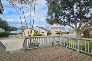 33 April Point North Dr, Montgomery, TX 77356 - Photo 2