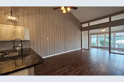 33 April Point North Drive, Montgomery, TX 77356 - Photo 8