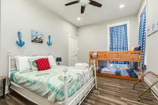 415 14th St, Galveston, TX 77550 - Photo 26